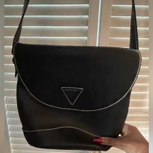 Guess vintage black pebble leather crossbody bag